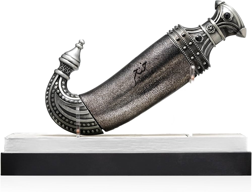 Lattafa Niche Emarati – Khanjar